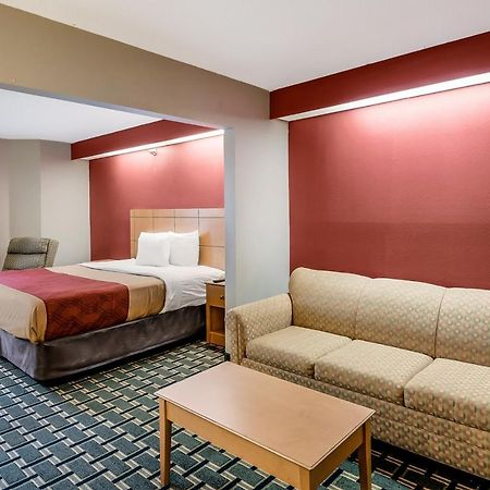 Econo Lodge Inn & Suites Peoria Illinois Exteriör bild