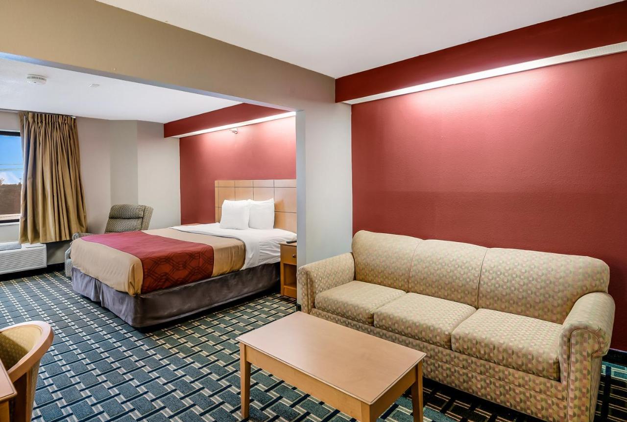 Econo Lodge Inn & Suites Peoria Illinois Exteriör bild