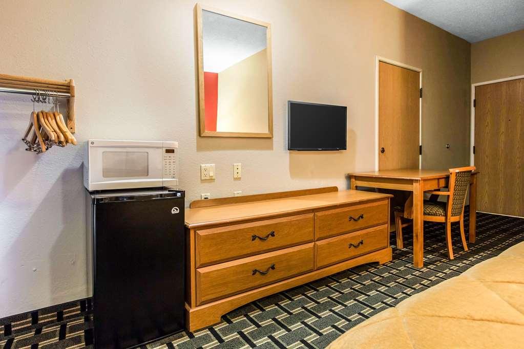 Econo Lodge Inn & Suites Peoria Illinois Rum bild