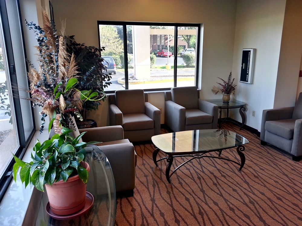 Econo Lodge Inn & Suites Peoria Illinois Exteriör bild